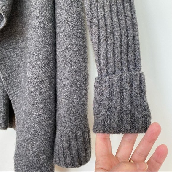 Abercrombie & Fitch  cardigan - Picture 5 of 9